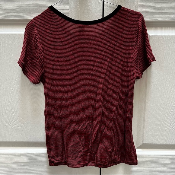 Forever 21 Girls T shirt - Picture 2 of 3